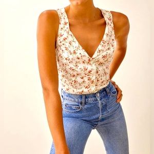 Reformation Jayne top